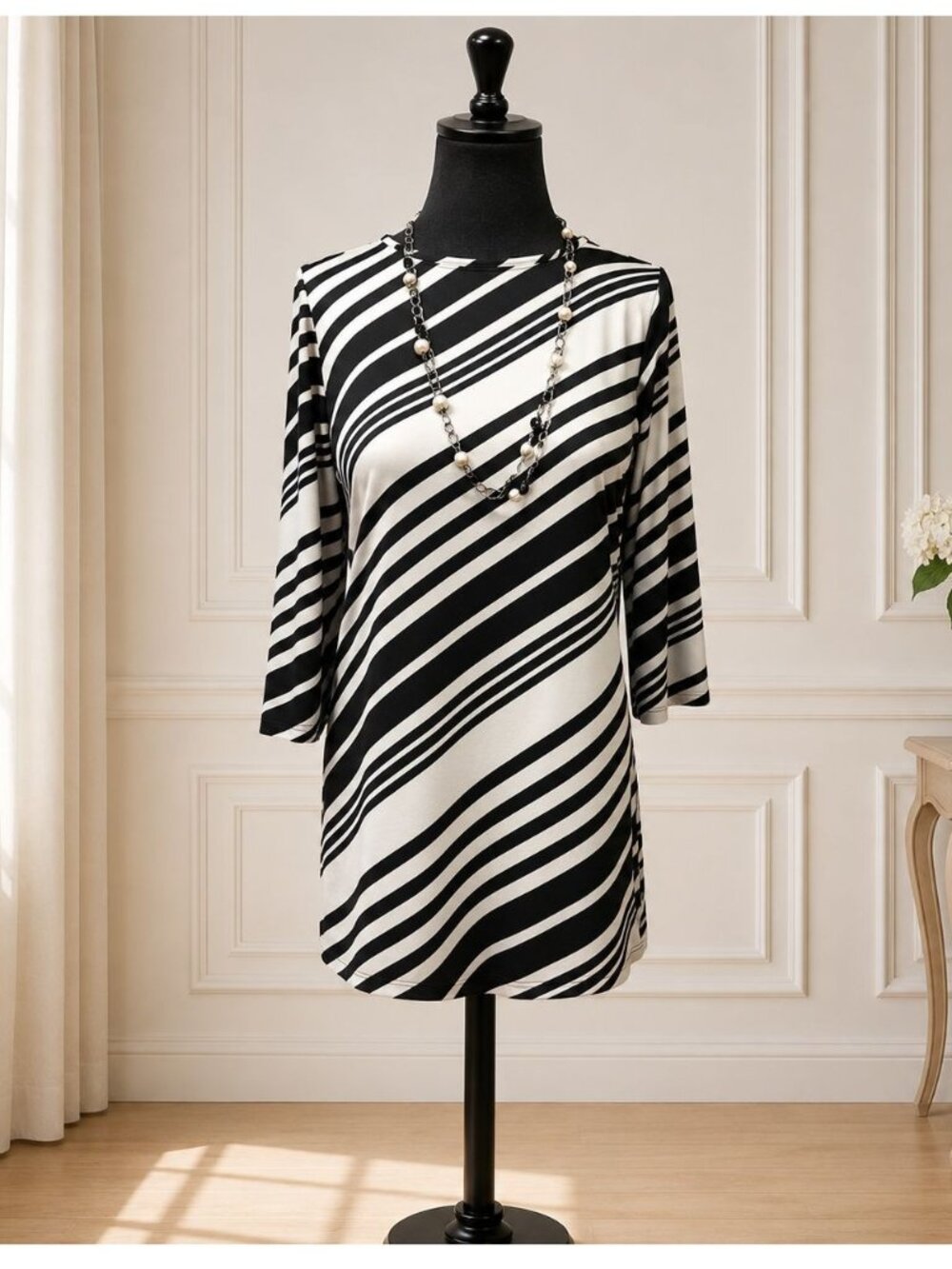 Black White Striped Sheath Dress Women's Medium Stretch Knit Geometric